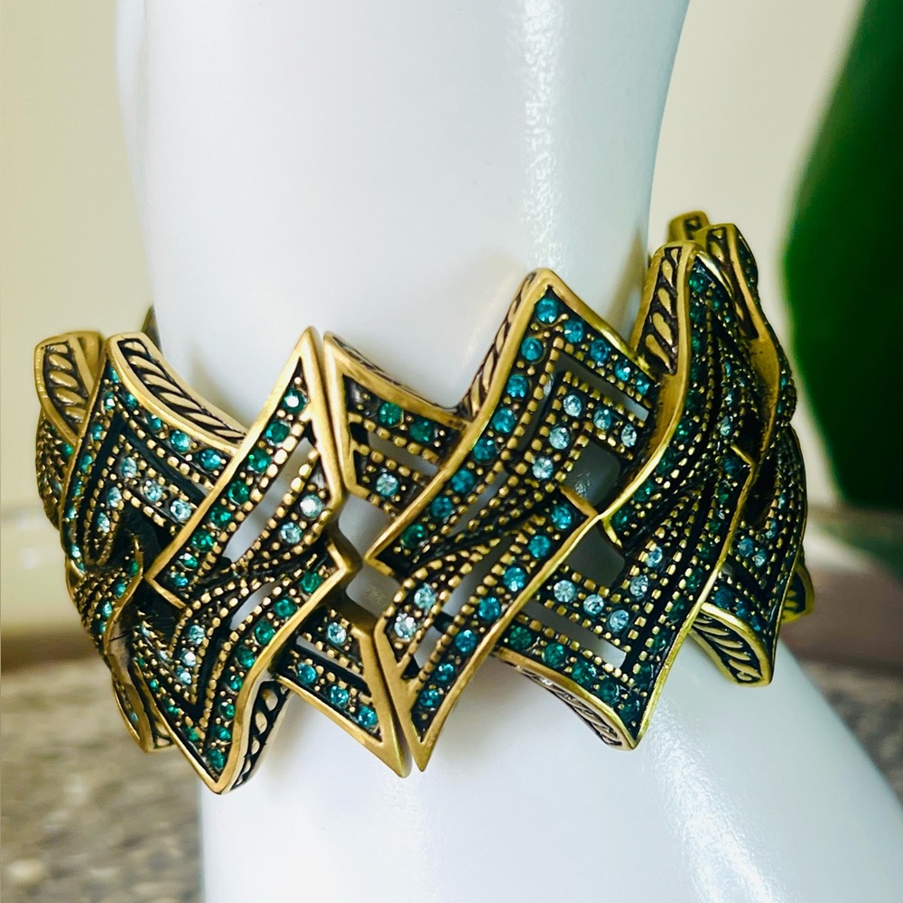 Heidi Daus 🆕 “Gotta Have It” Swarovski Crystals Bracelet size: M/L